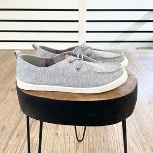 NWT 7.5 8 8.5 9.5 10 gray and white slip on loafer sneakers
